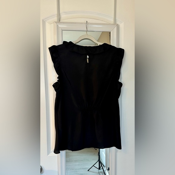 Banana Republic Black Ruffle Top - Picture 3 of 7